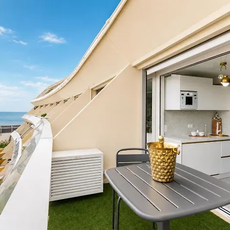 Le Pure Heliopolis - Vue - Parking - Terrasse - Village Naturiste *